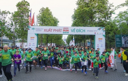 Giải chạy Christmas Charity Run 2019